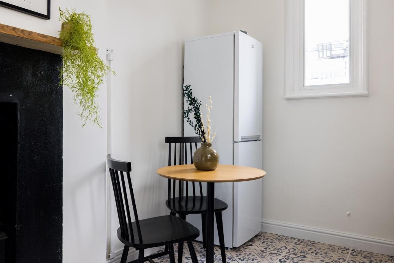 The London Bridge Escape - Stylish 2Bdr House In The Heart Of London Londres Exterior foto